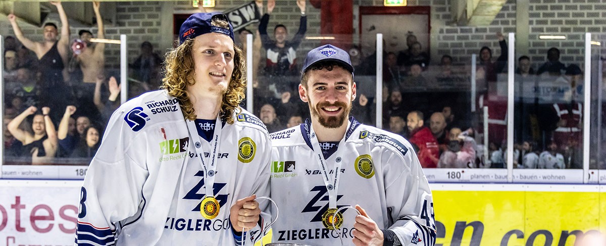 Samanski und Ribnitzky weiter in Blau-Weiß