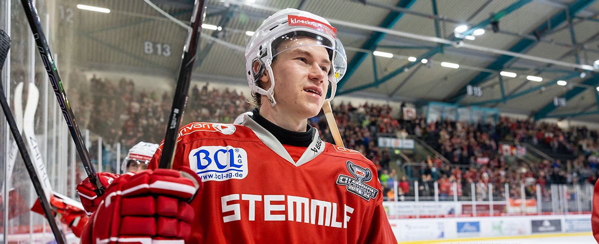 Matěj Giesl bleibt ein Eisbär