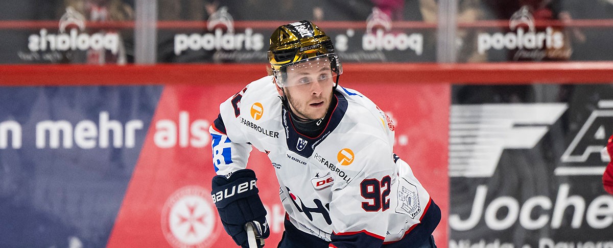 Mark Rassell stürmt weiterhin für Towerstars