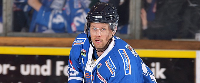 Sven Valenti bleibt bei den Kassel Huskies