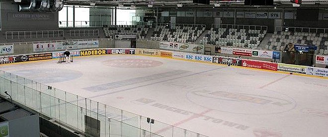 Spielstätte der Lausitzer Füchse: Eisstadion Weißwasser