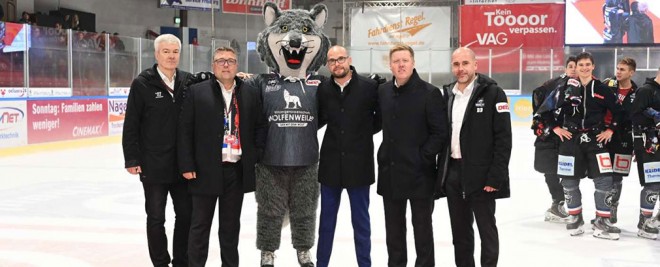 Sportliches Führungsduo bleibt in Freiburg an Board
