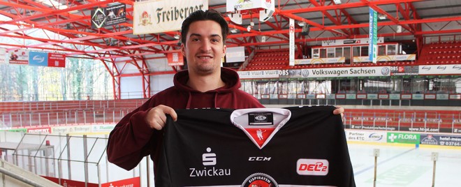 Eispiraten verpflichten Daniel Weiß