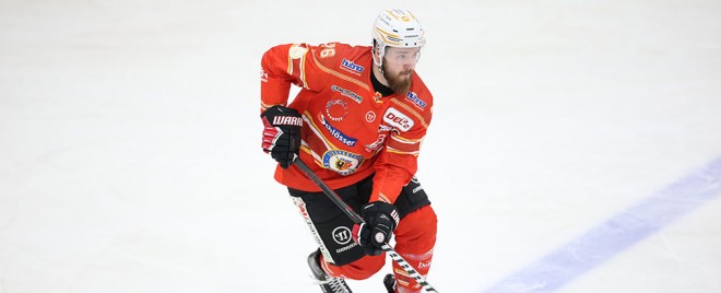 Denis Pfaffengut spielt für die Towerstars 
