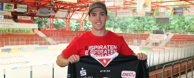 Eispiraten verpflichten Scott Feser