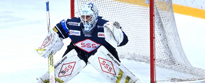 Janick Schwendener bleibt ein Eislöwe