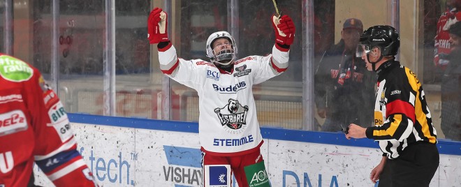 Regensburg bejubelt Derbysieg