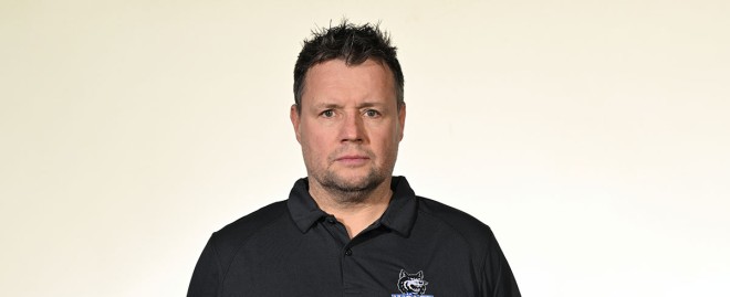 Martin Stloukal bleibt Cheftrainer des EHC Freiburg
