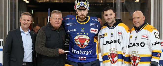 Anthony Morrone als Fanspieler des Jahres geehrt