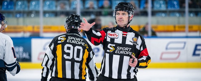 Sporteurope.TV präsentiert erneut DEL2-Schiedsrichter-Trikots