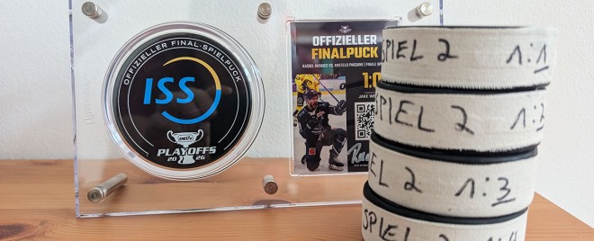 Exklusive Auktion: Offizielle Tor-Pucks aus dem Finale 2026 stehen zur Versteigerung