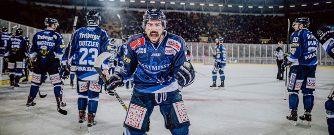 Dresdner Eislöwen entscheiden das Eishockey-Spektakel unter freiem Himmel