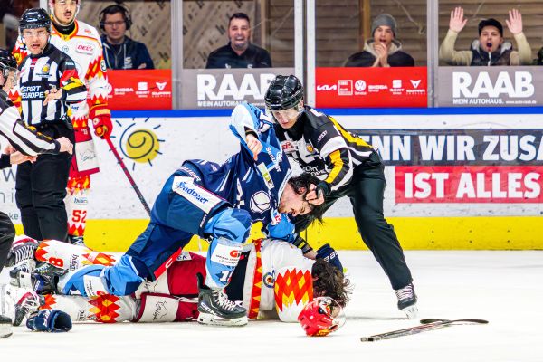 Elke Englmaier - Blue Devils Weiden